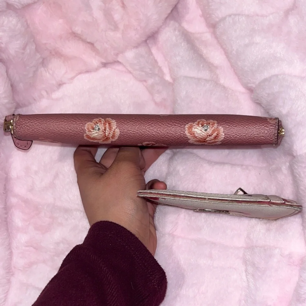 Coach Pink Floral Zip Wallet - Picture 3 of 14